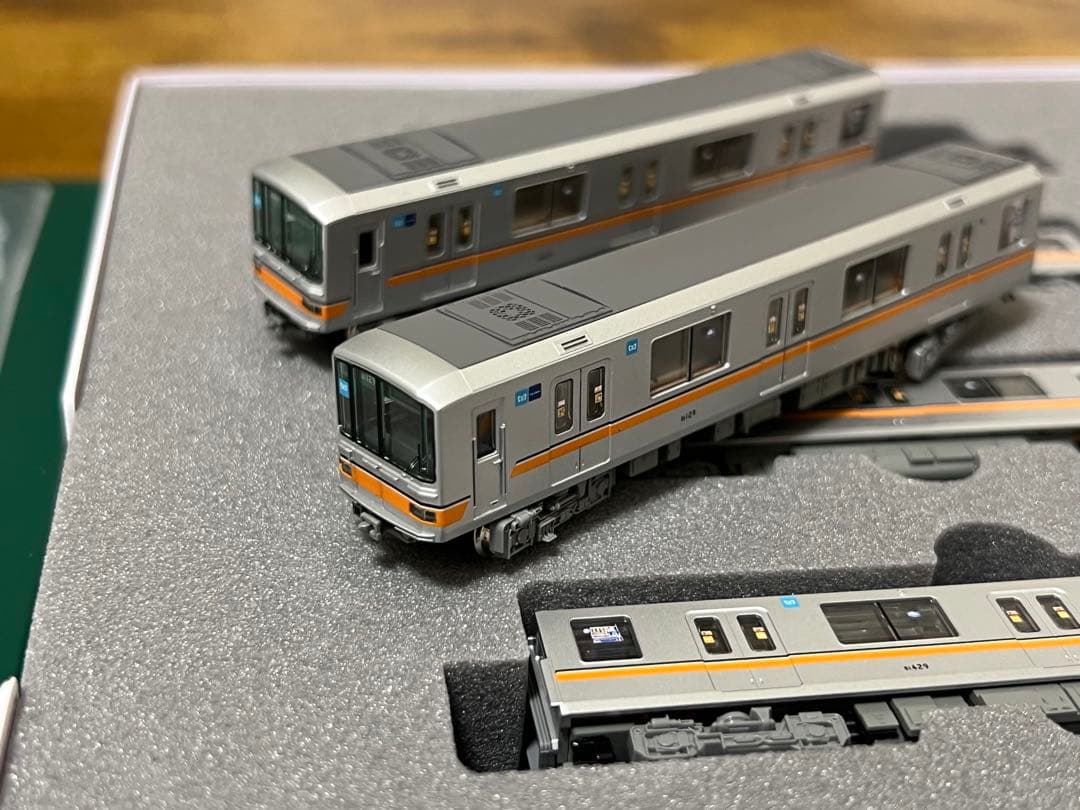 室内灯付き　Nゲージ　銀座線01系6両セット　kato 10-864