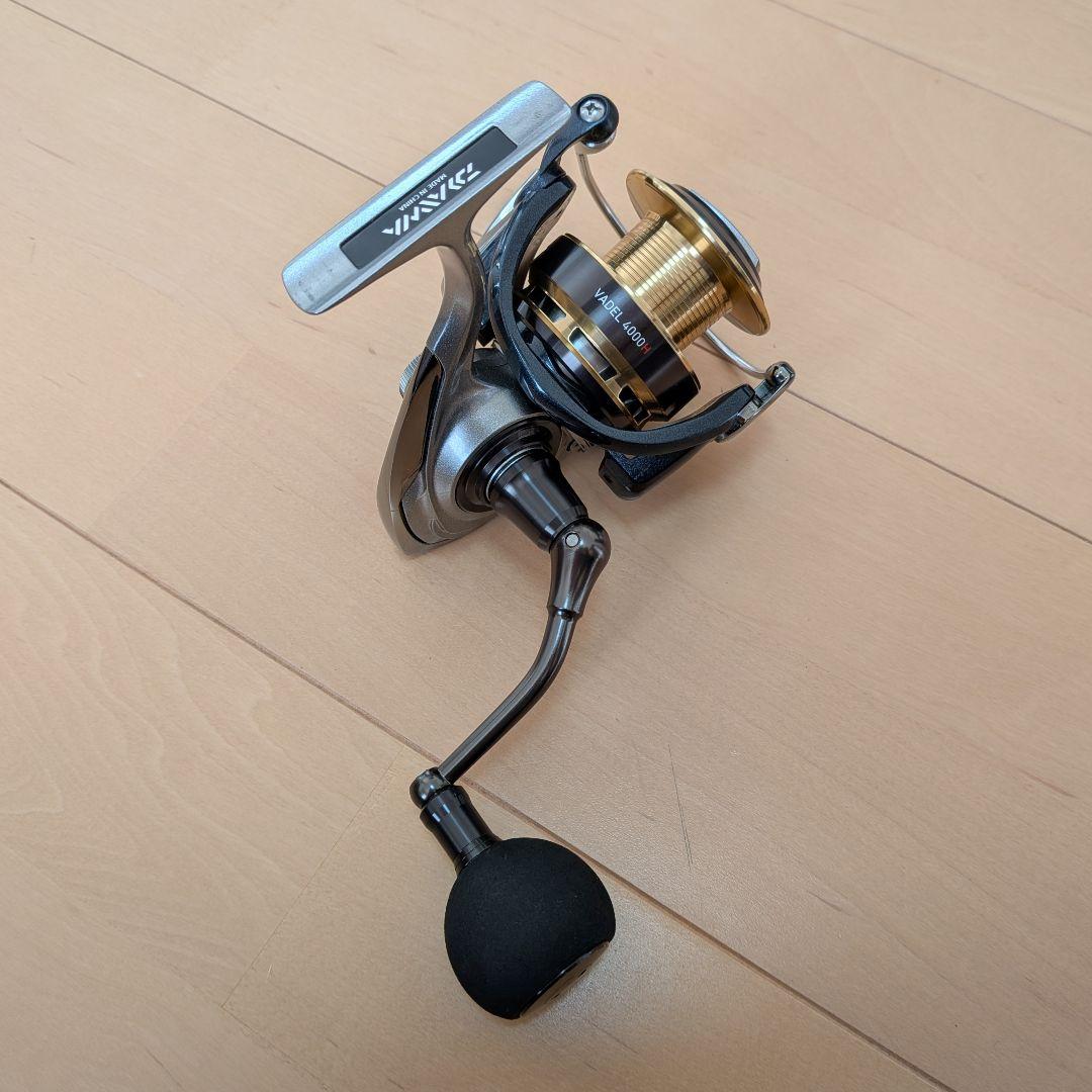 ダイワ　Daiwa　ヴァデル　4000H　リール