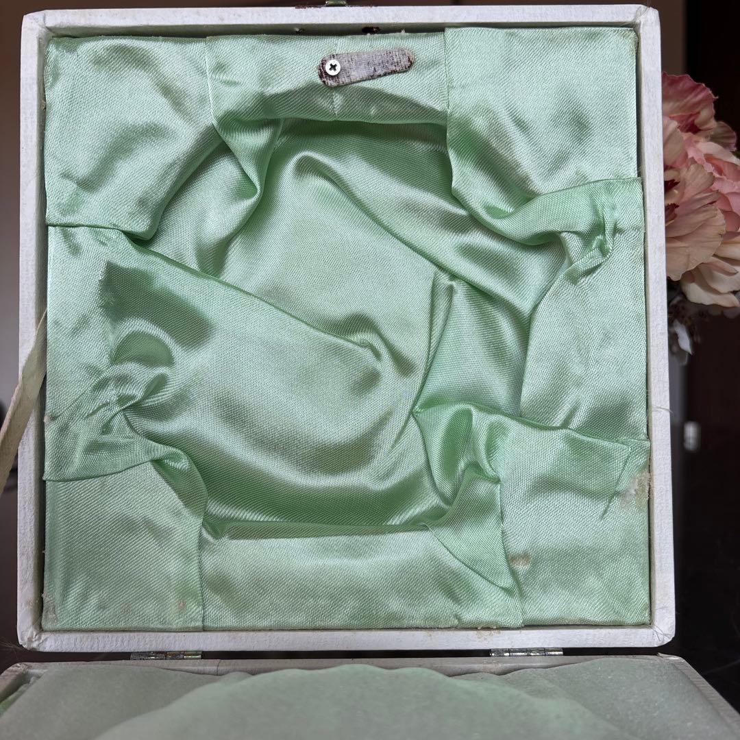 香蘭社 有田焼 白磁 レリーフ皿 5枚 共箱付き 百貨店贈答品