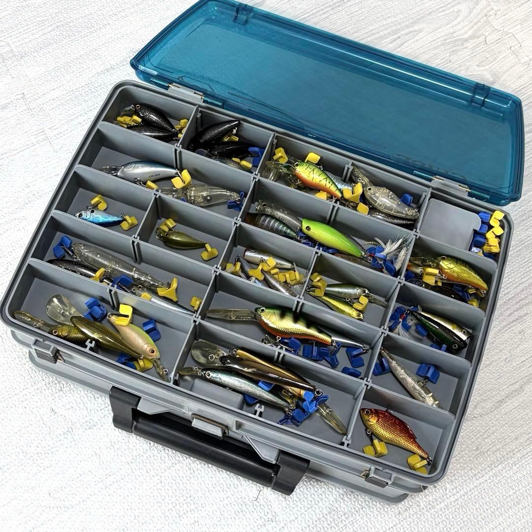 バス釣り引退セット　ルアーワームセット売り　タックルボックス付き　バスルアー