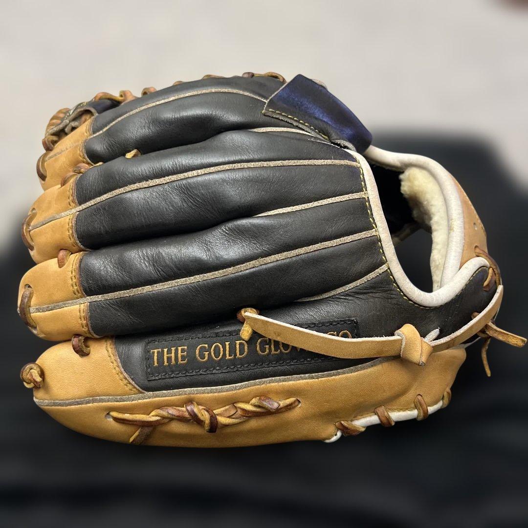 井口資仁さん　グローブ