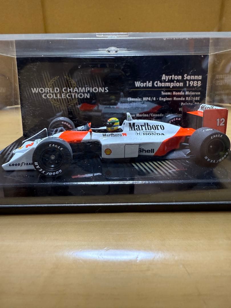 1/43 F1ミニチャンプス　マクラーレン MP4/4