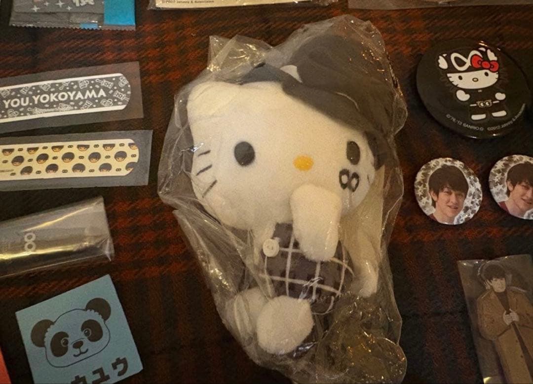 横山裕　ちびぬい　キティ　アクスタ　マジバン　SUPEREIGHT