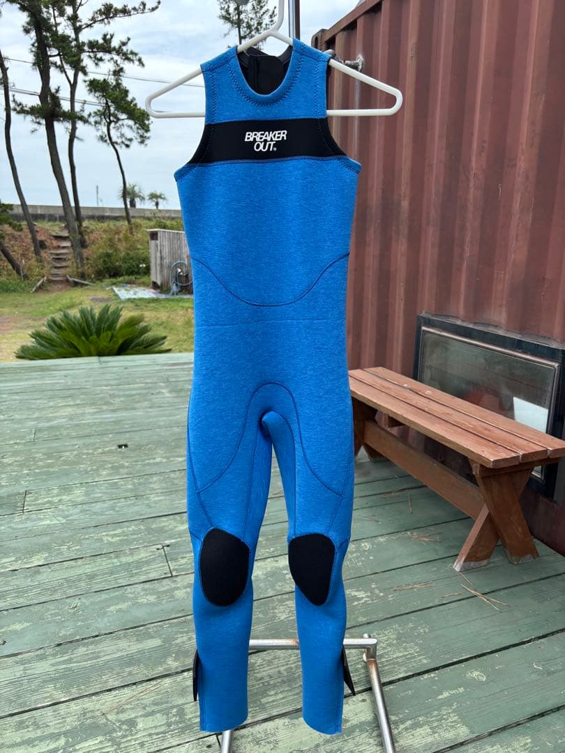 KIDS ウエットスーツ！BREAKER OUT セットアップ 130cm