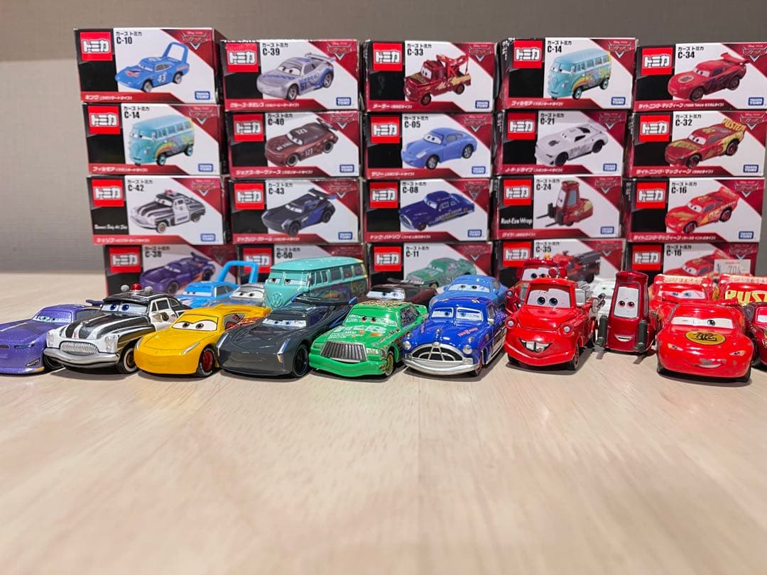 カーズ ミニカーセット トミカ