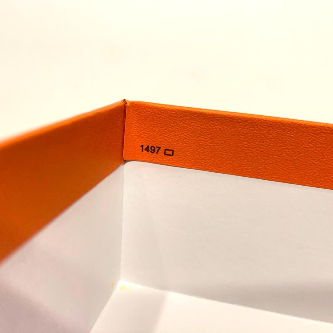 HERMES エルメス　箱(32×28×16cm)　バーキン25　1497　②