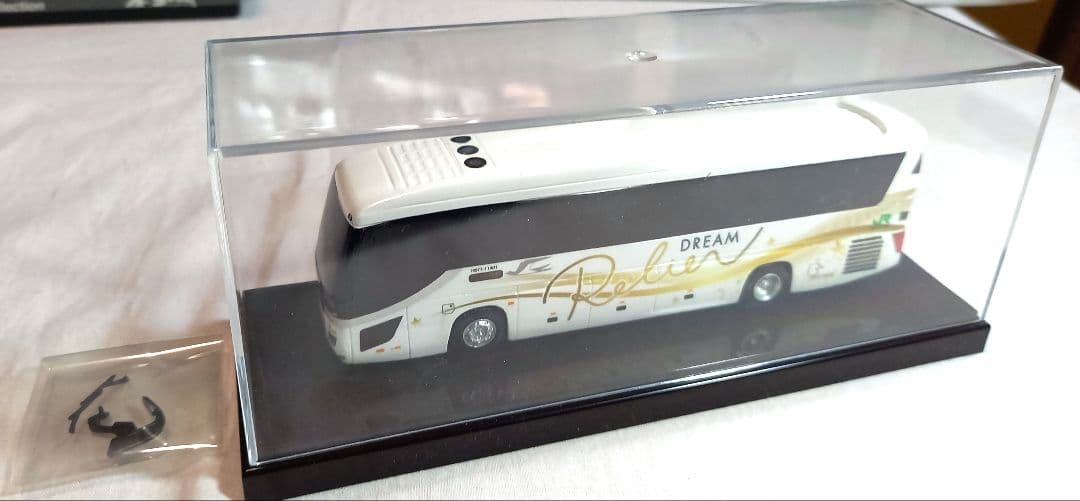 JRバス関東　日野セレガ　「プレミアムドリーム　ルリエ号」白カラー