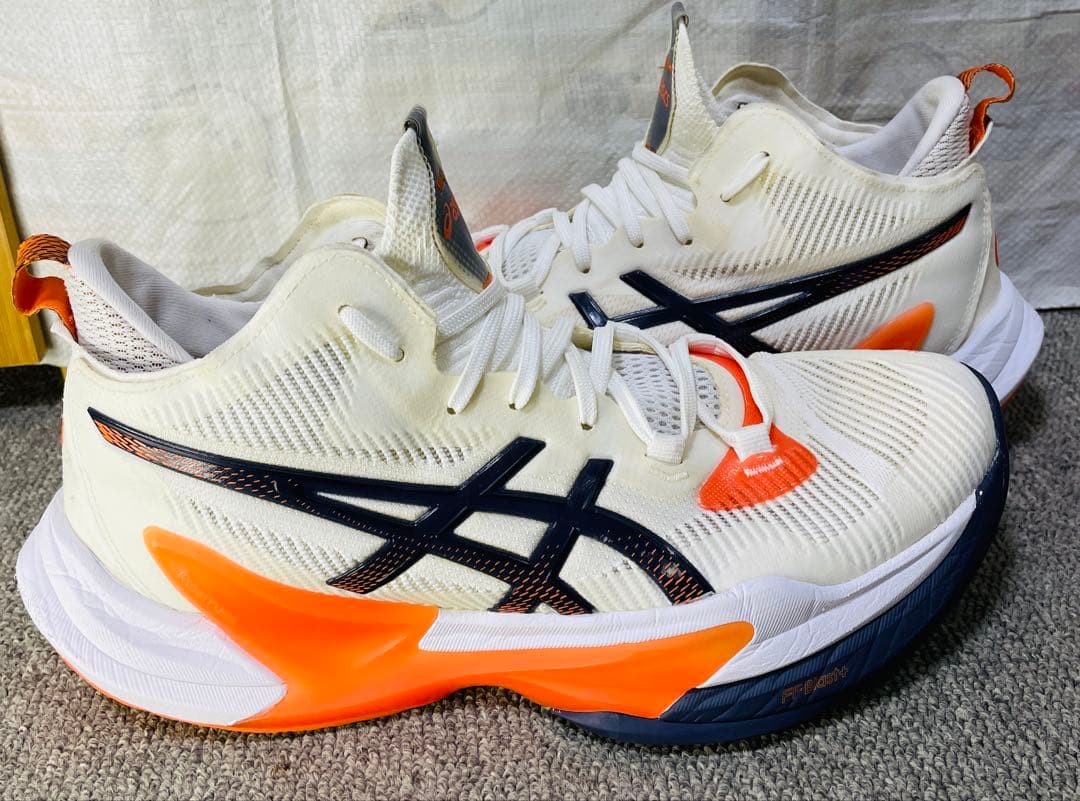 ASICS RISE 2バレーボールシューズ ホワイト/オレンジ/ネイビ