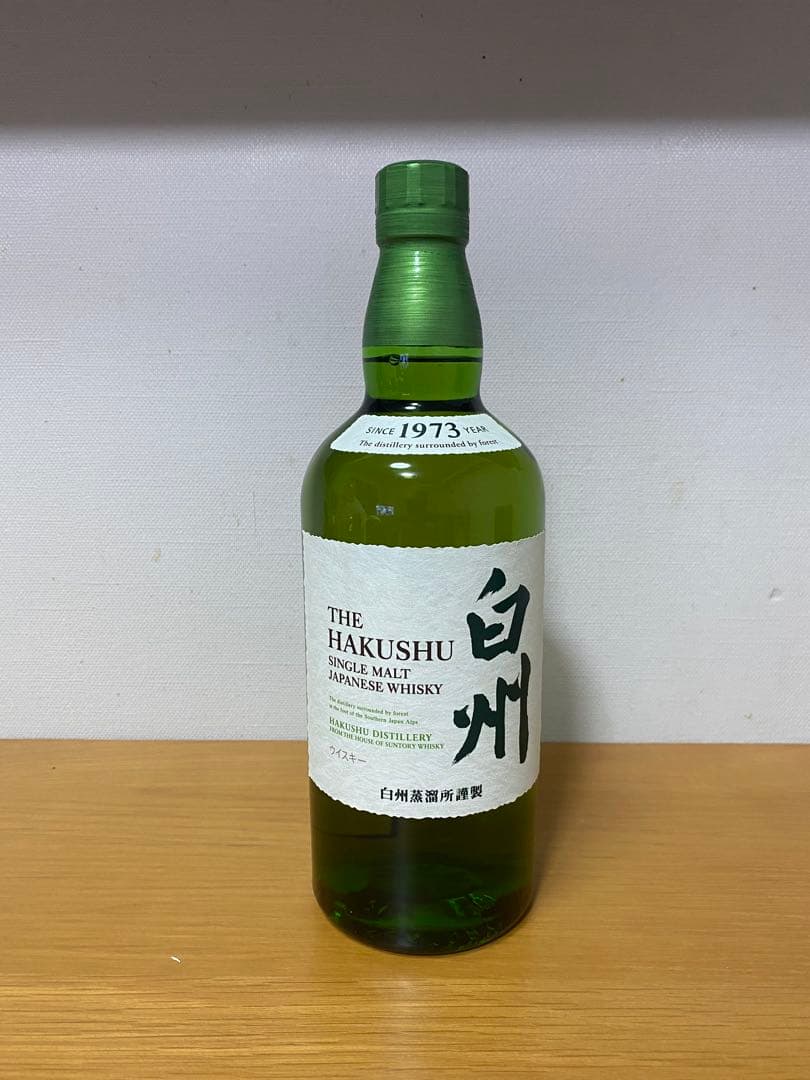 白州ノンヴィンテージ　シングルモルトウイスキー 700ml 43%