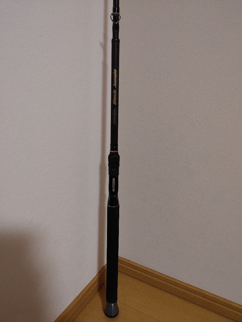 メガバス　ブラックジャングル　F8.1/2-710XBJ