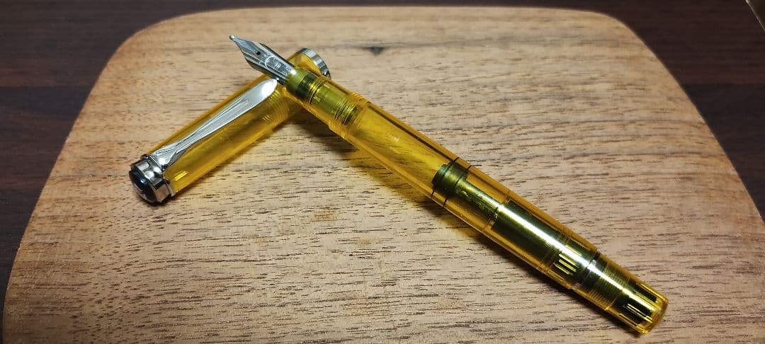 Pelikan ペリカン イエローデモンストレーター M205 BB(極太)
