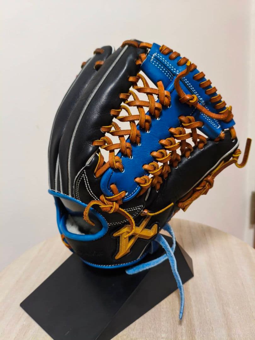 牧秀悟モデル　アトムズ　軟式 グラブ 内野手用　グローブ　YDB2