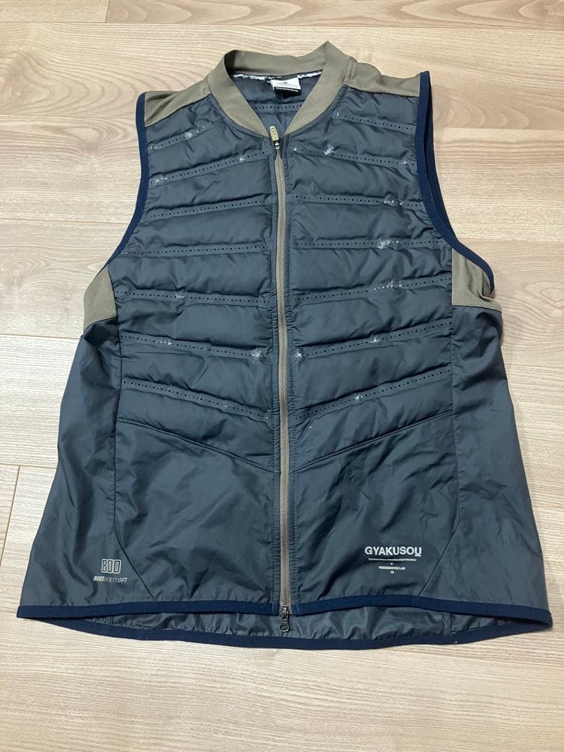 中古良品　GYAKUSOU NIKE AERLOFT 800フィル