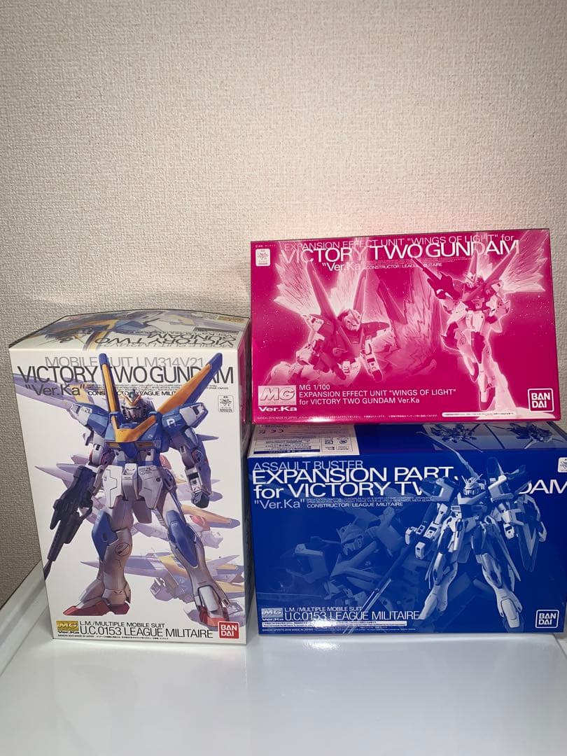 ＭＧ Ｖ２ガンダムver.Ka & アサルトバスター拡張パーツ & 光の翼