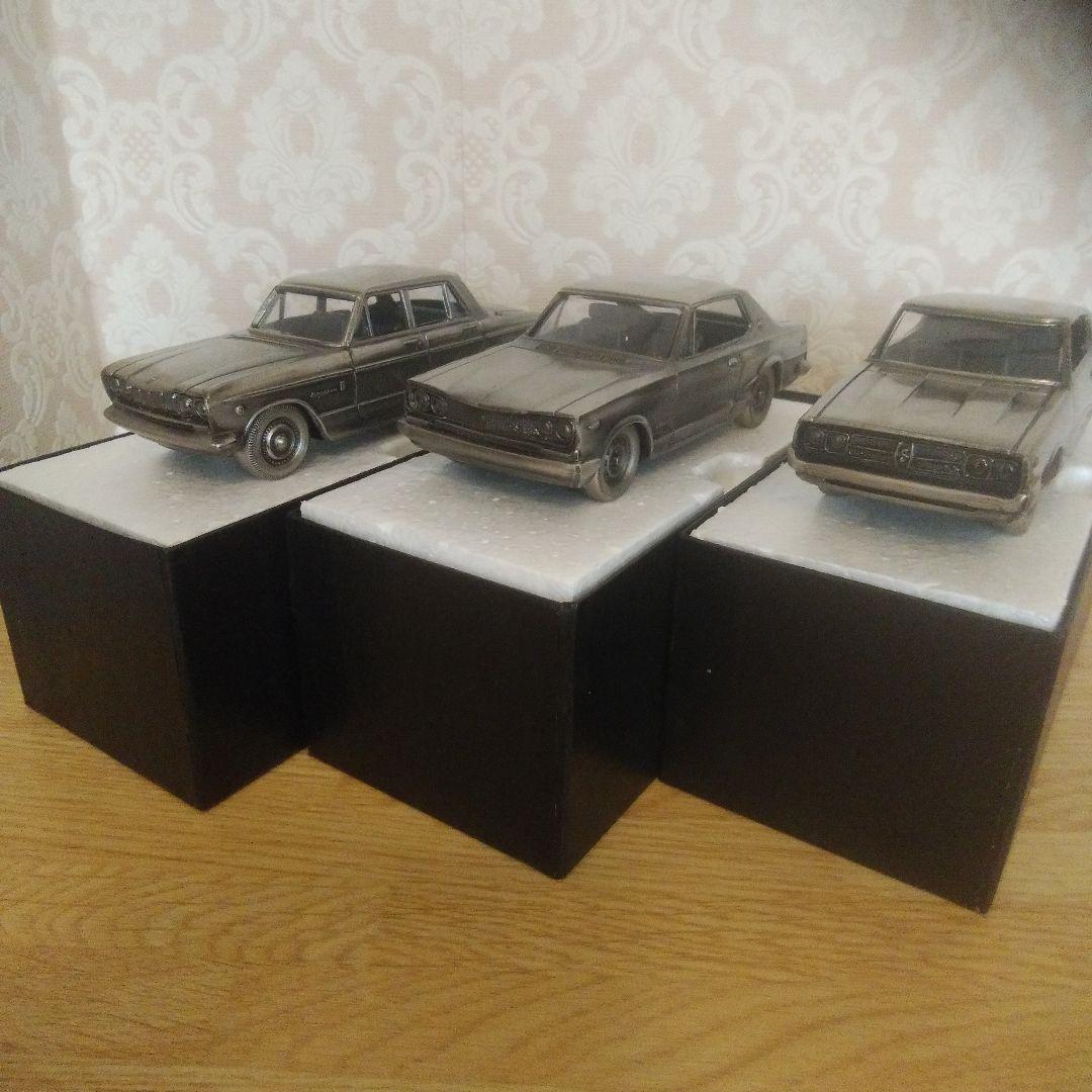 オーセンティックスカイライン3台