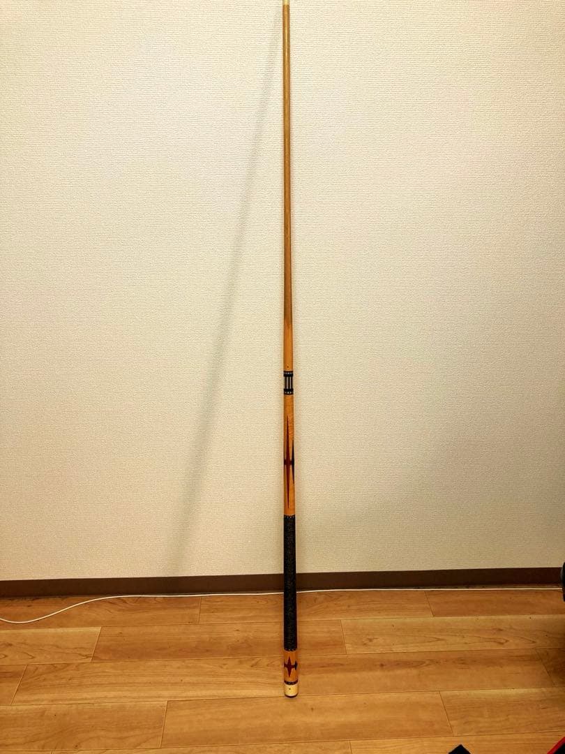 Buddy Hall 314 ビリヤードキュー　ルカシー