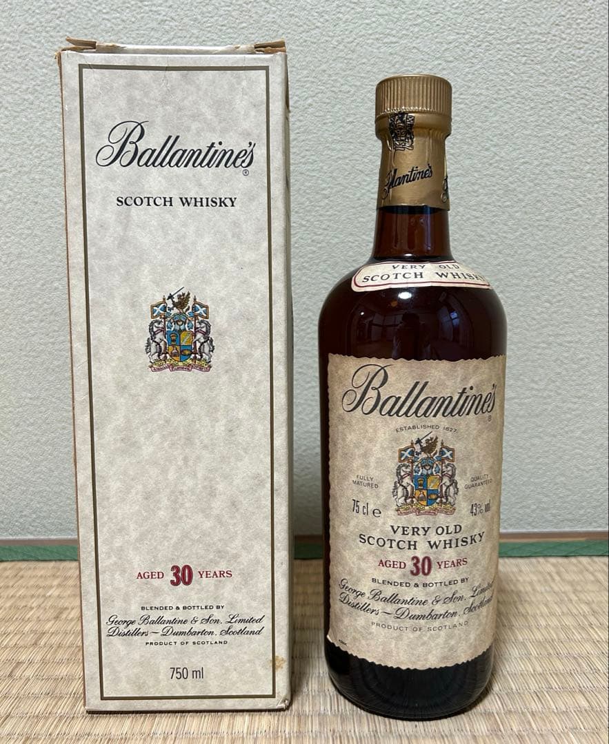 バランタイン　ベリーオールド30年 スコッチウイスキー 750ml