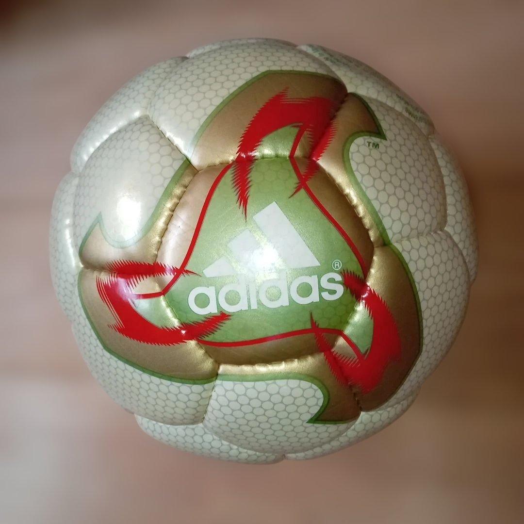 サッカーボール ワールドカップ 2002年　FEVERNOVA 5号球