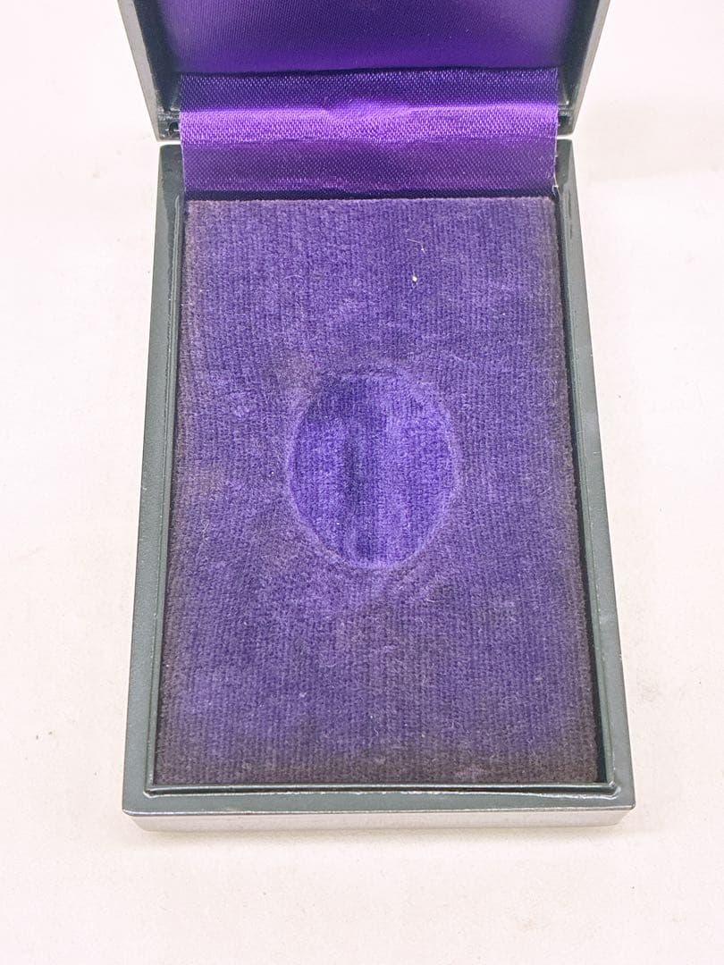 【純銀】 約11g 国鉄 日本国有鉄道 功績章 純銀製 ケース入 バッジ 電車