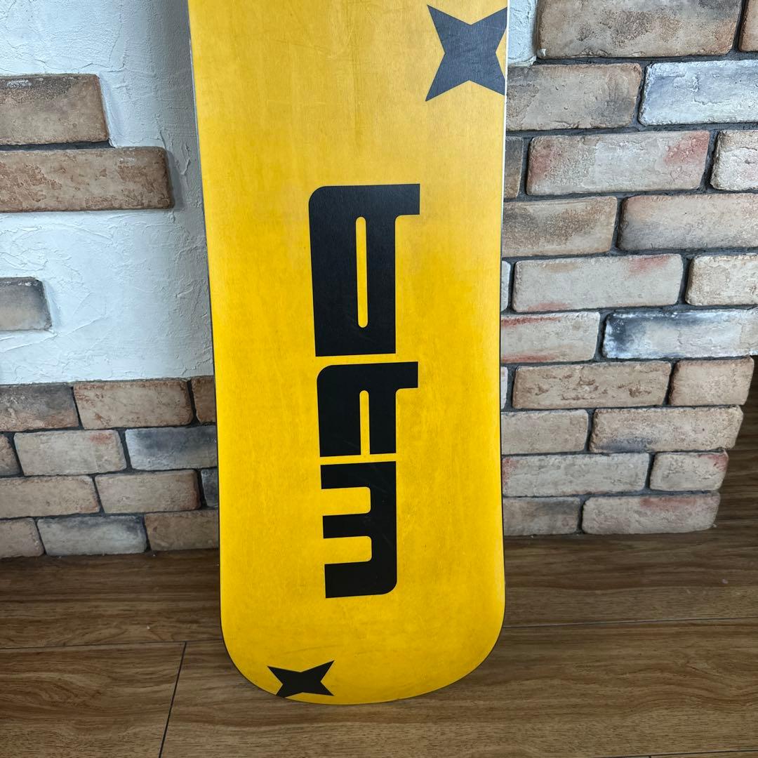 BTM スノーボード 板 158cm ブラック シンプルデザイン