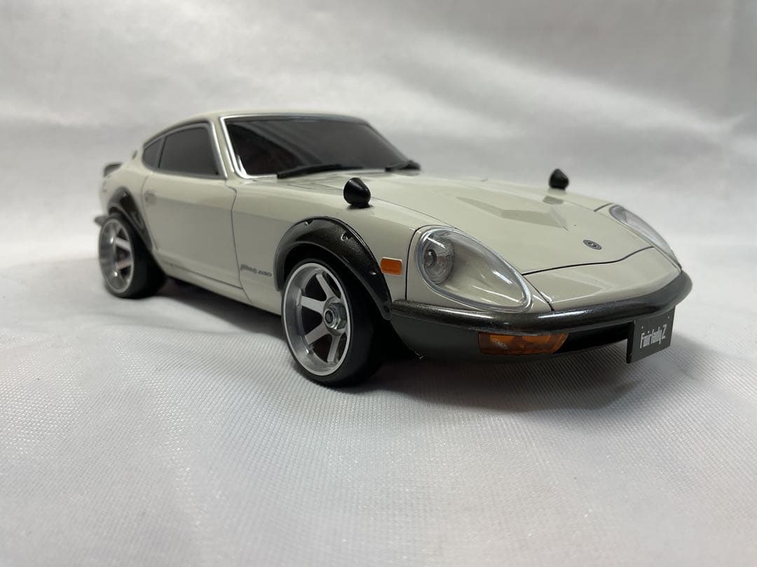 やひろし 京商　ミニッツAWD ドリフトAFS2.4GTE37ホイール付き