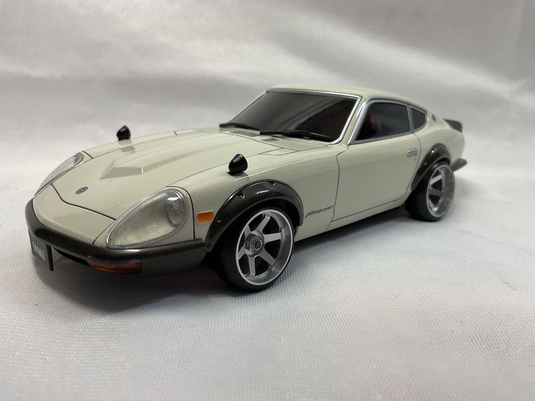 やひろし 京商　ミニッツAWD ドリフトAFS2.4GTE37ホイール付き