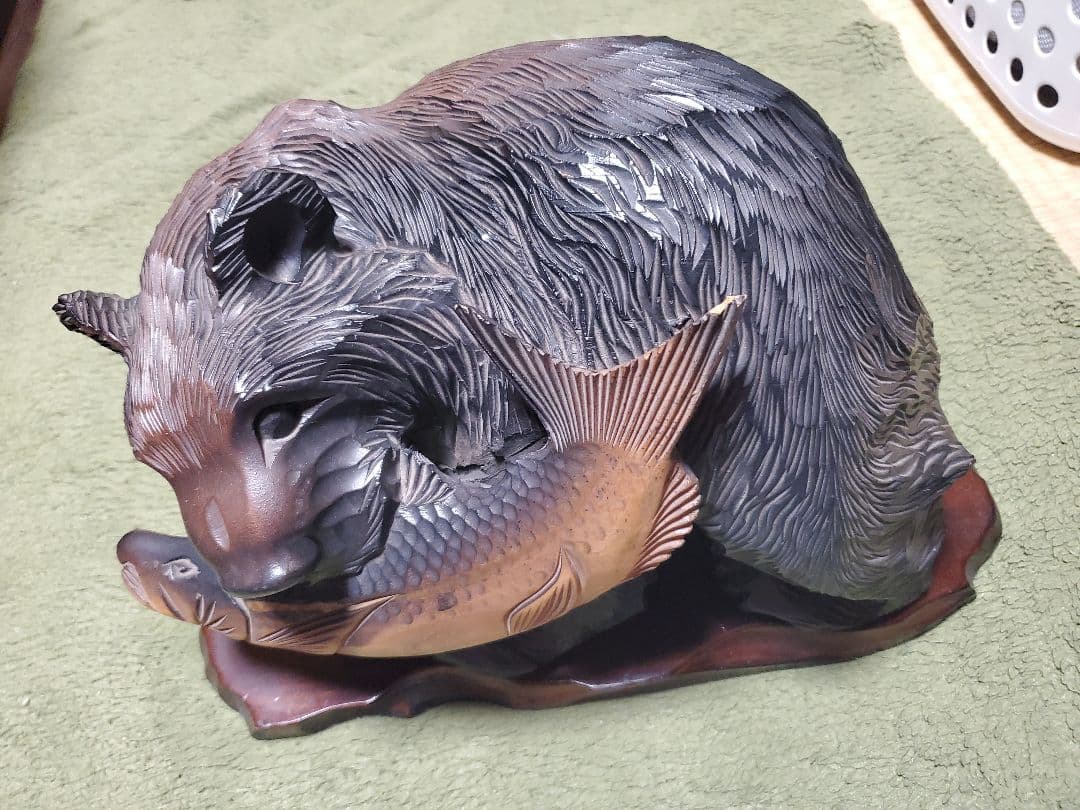 木彫りの熊