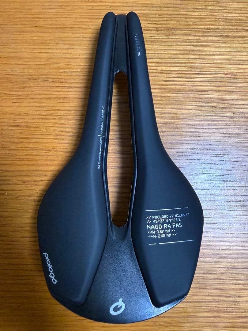 人気！Prologo Nago R5 PAS他サドルの合計3点セット乗り比べ