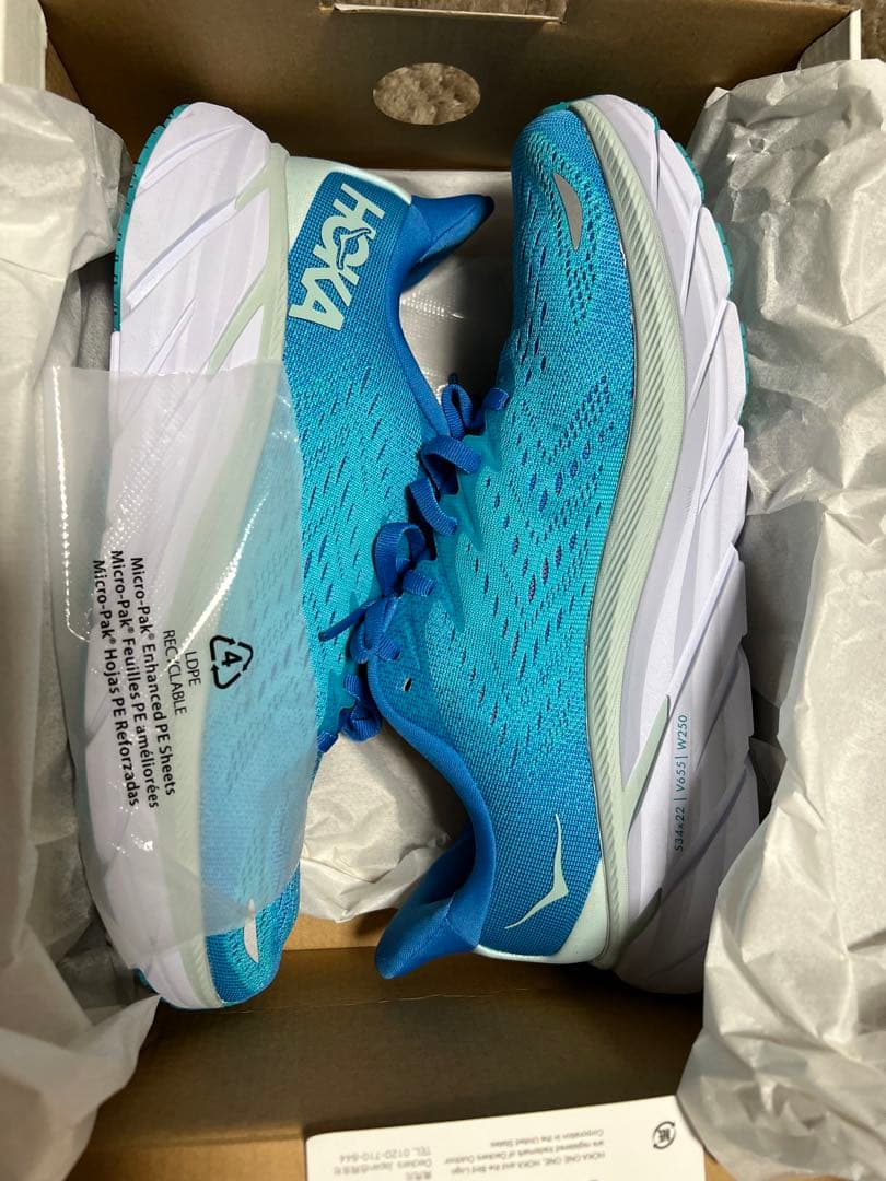 Hoka ランニングシューズ