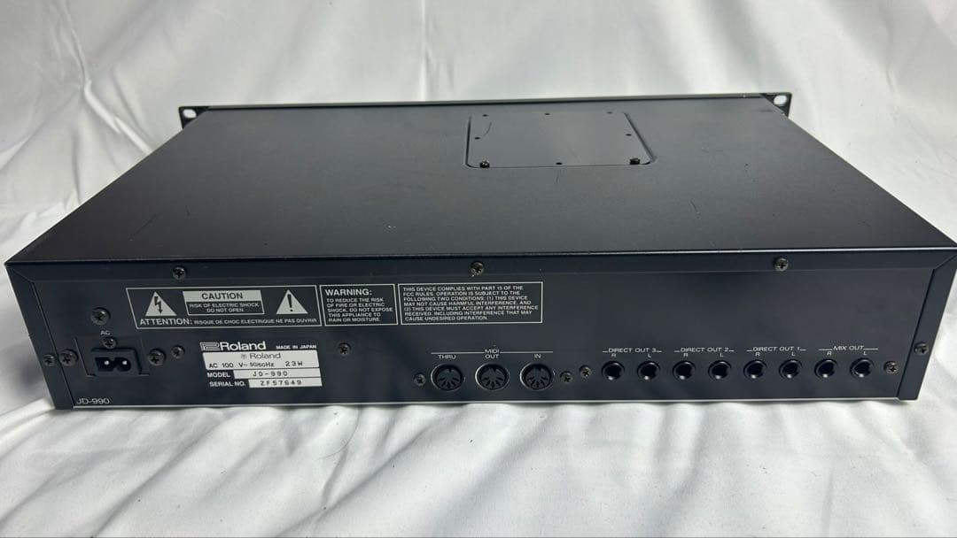 Roland JD-990シンセサイザーモジュールM-256Eメモリーカード付き
