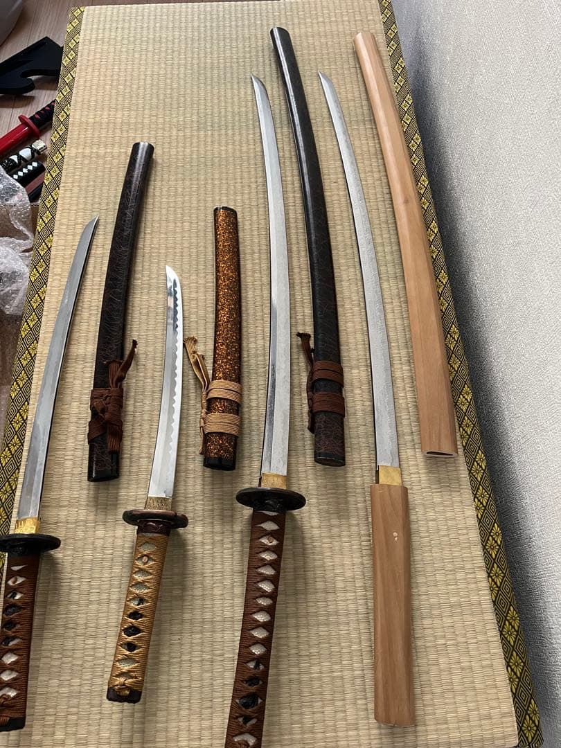 模造刀4本セット、刀掛け台、おまけ