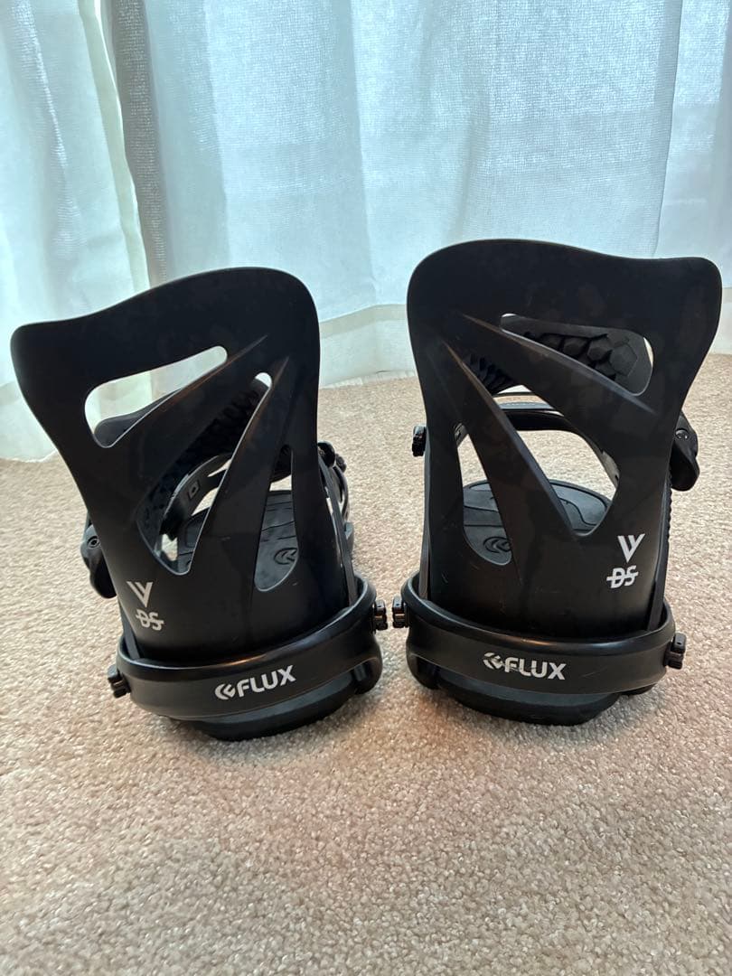 FLUX DS SMサイズ ブラック スノーボード ビンディング