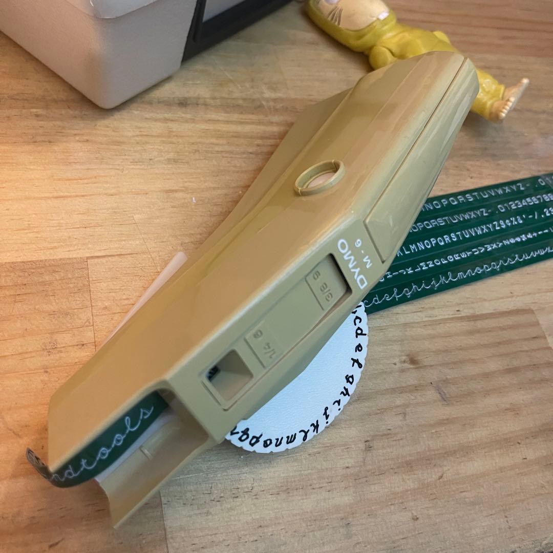 ■製品保証■ 【繋がる筆記体・文字盤4個】ダイモ M-6 DYMO 171-1