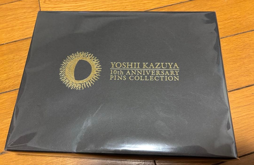 未使用品 吉井和哉 ソロツアー10th記念 武道館ピンズコレクション イエモン