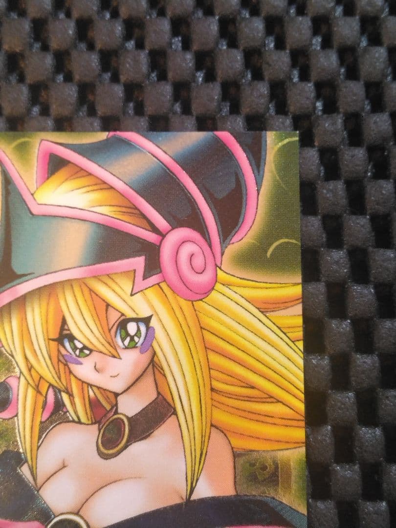 フ*ル様 遊戯王　DDM特典　ブラック・マジシャン・ガール　レリーフ　グリーン