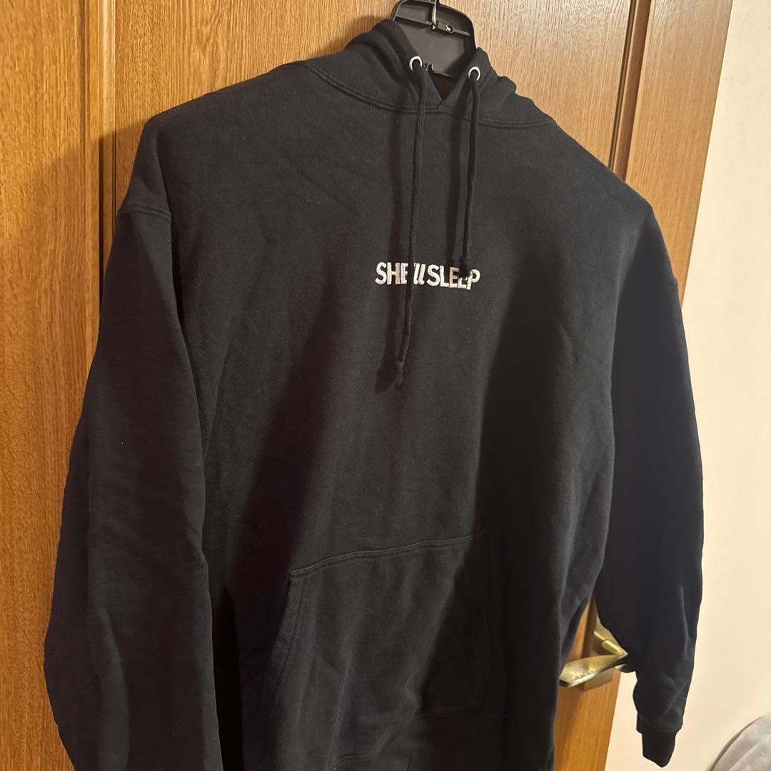 SHE'IISLEEP パーカー