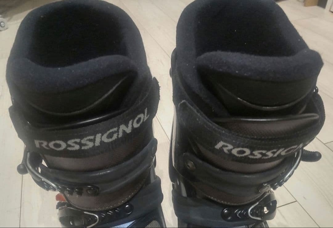 ROSSIGNOL ロシニョール　スキーブーツ　Soft Light3