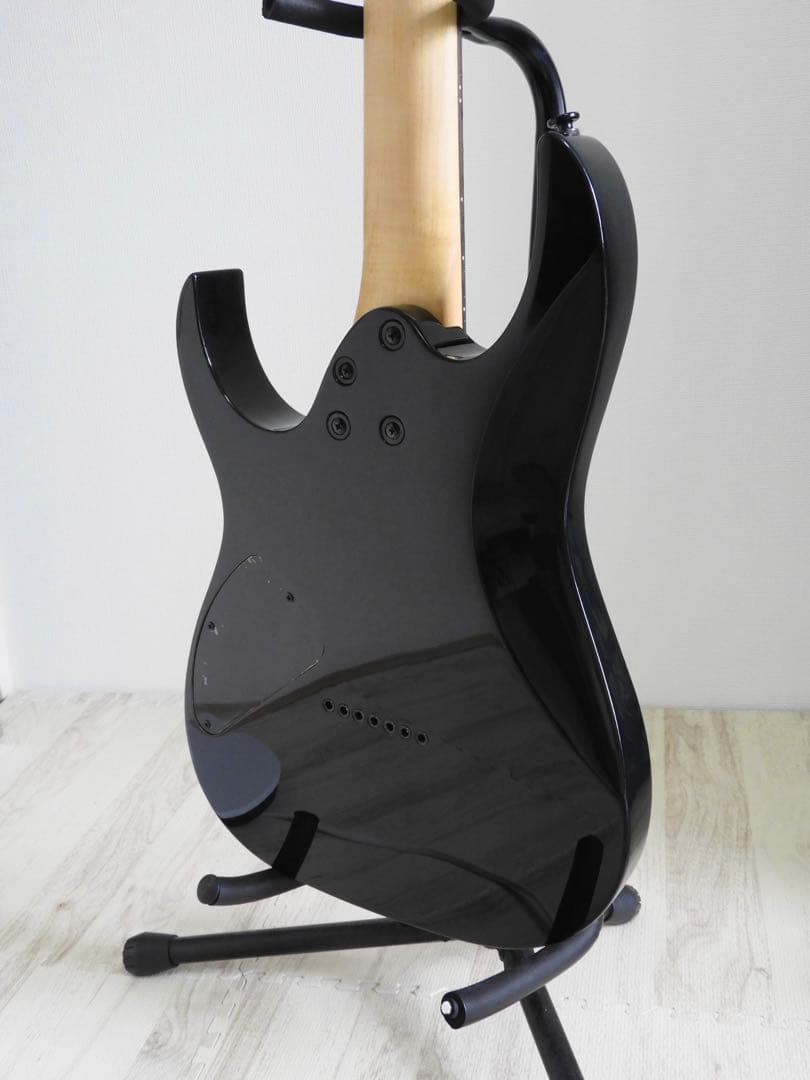 Ibanez 7弦ギター (ギグバッグ付き)