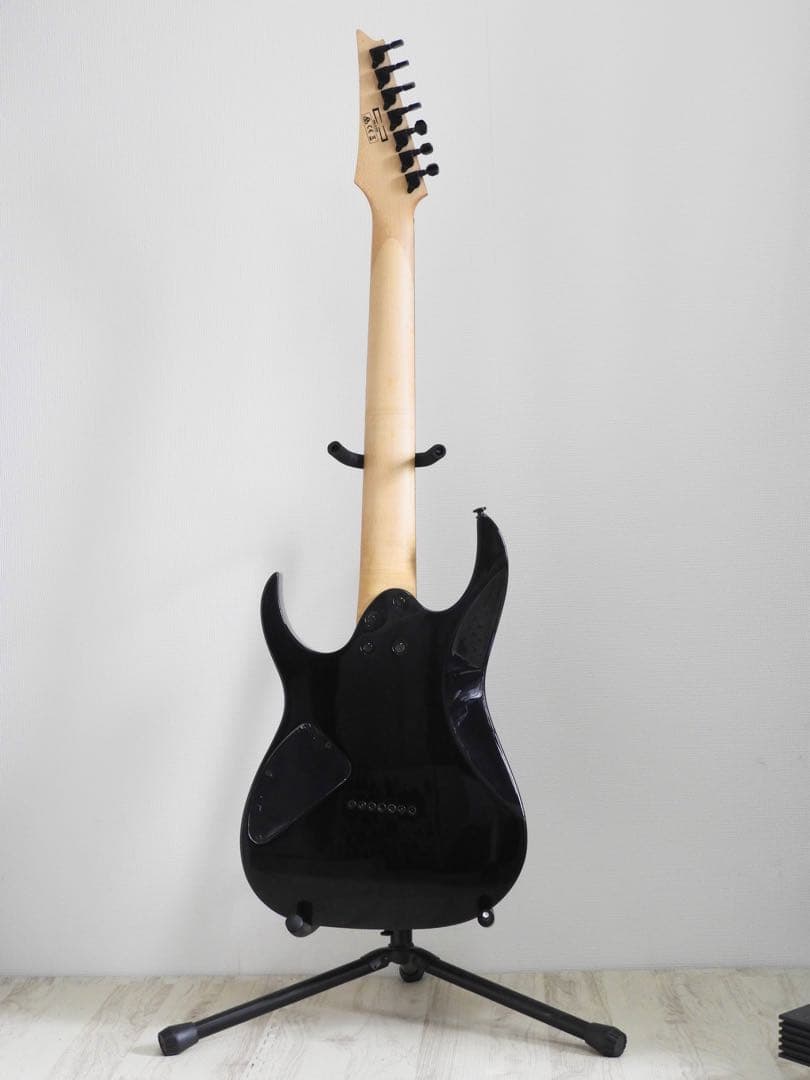 Ibanez 7弦ギター (ギグバッグ付き)