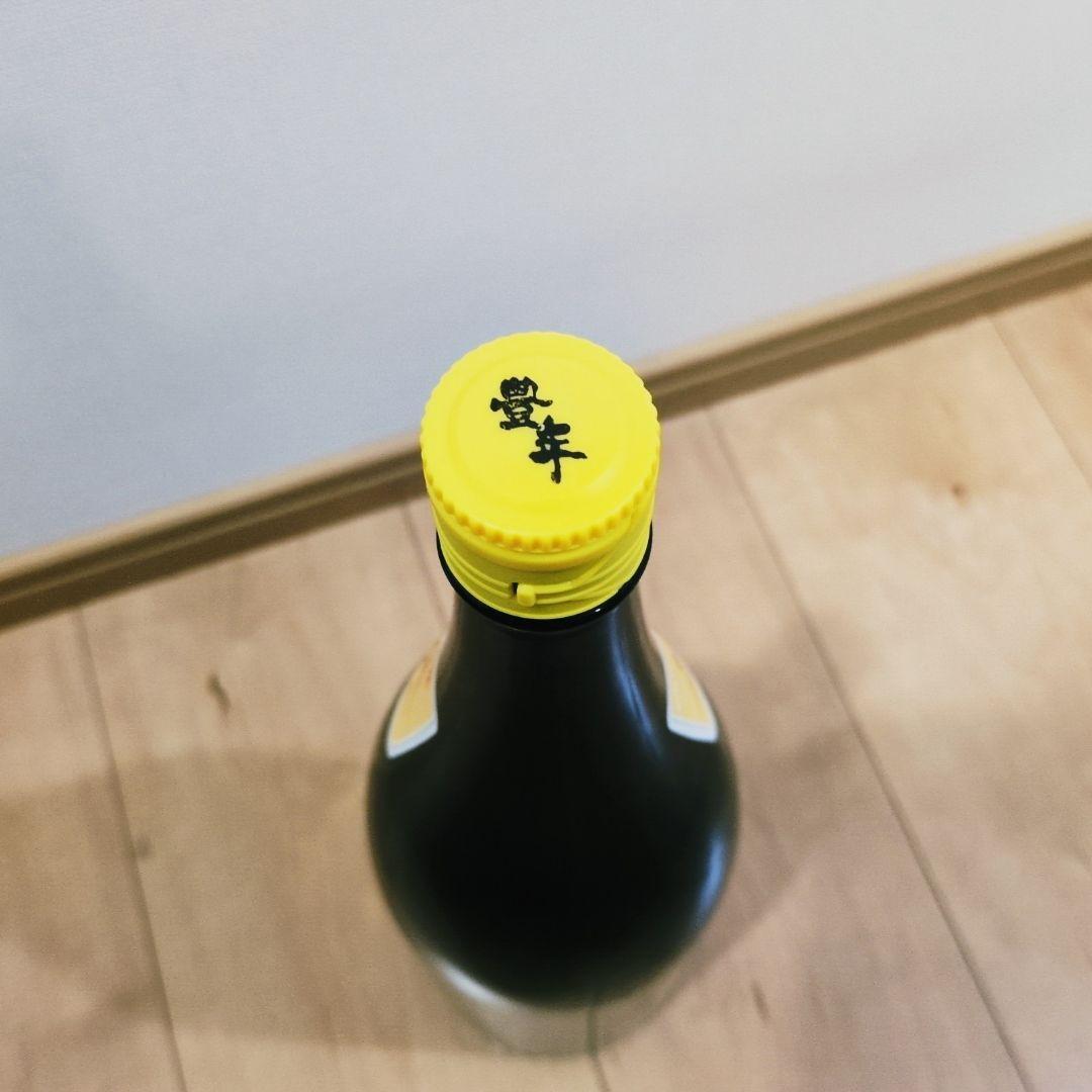 本場泡盛 渡久山酒造所 豊年 30度 1800ml【伊良部町時代】32年以上古酒