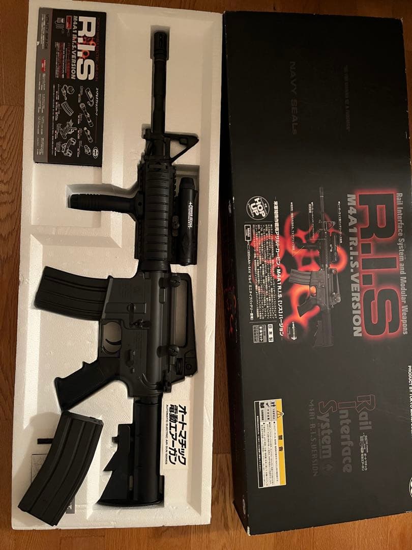 【期間限定セール】東京マルイ　M4A1 R.I.S.　電動ガン