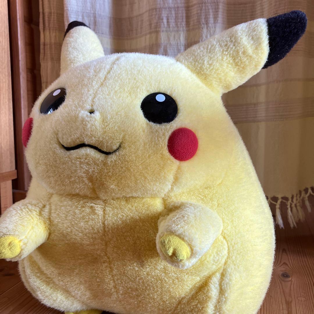 90年代　初代ピカチュウ ぬいぐるみ