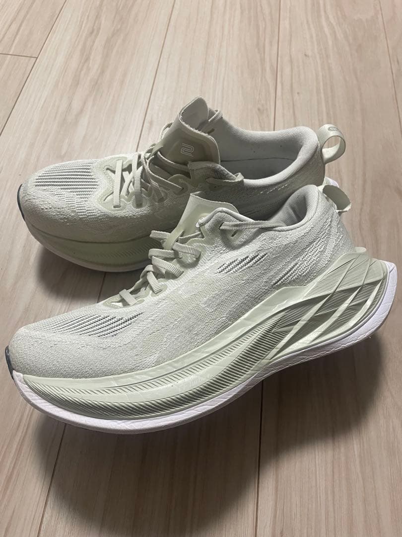 スパイク・シューズ ASICS SUPERBLAST 2