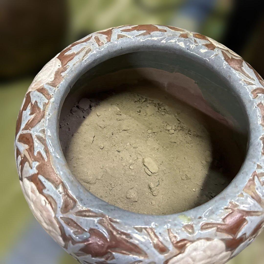 獅子と花の陶器鉢 30x30