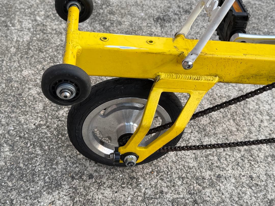 CarryMe 8インチ折りたたみ自転車 / キャリーミー