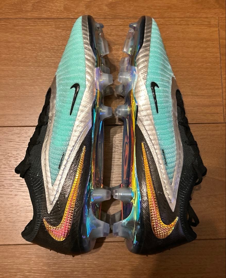 【ほぼ新品】NIKE PHANTOM6 LOW ELITE LE FG ナイキ