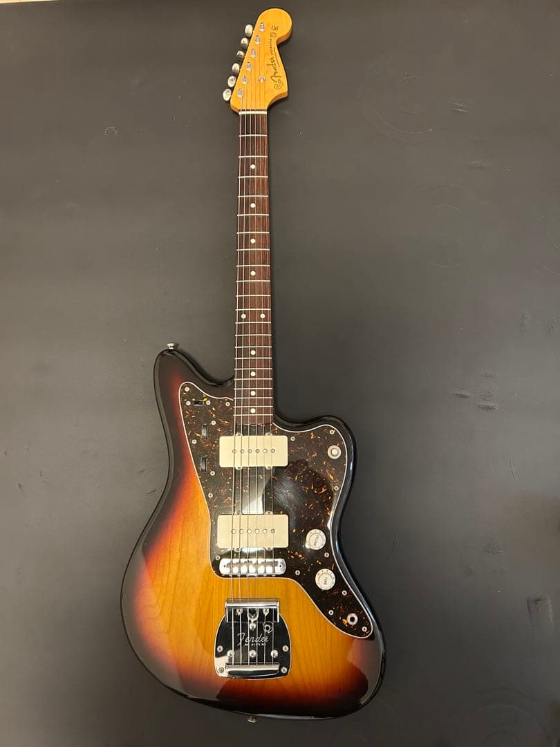 Fender japan Jazzmaster サンバースト