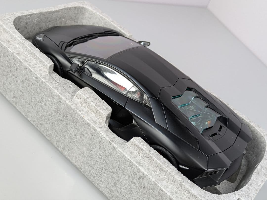 1/18 ミニカー ランボルギーニ アヴェンタドール LP720-4 50th