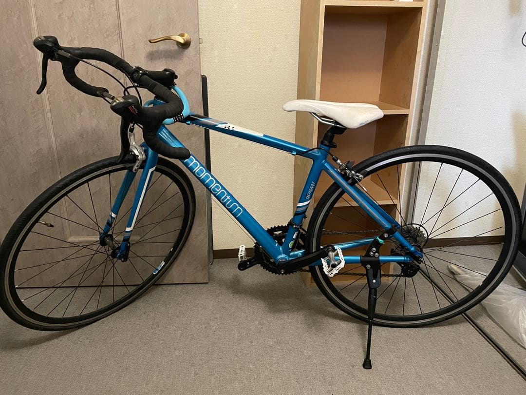 MOMENTUMのバイク（自転車）