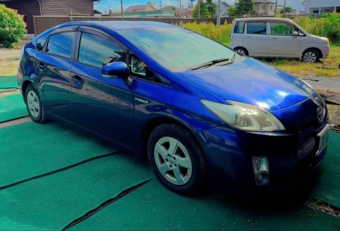 トヨタ プリウス - S